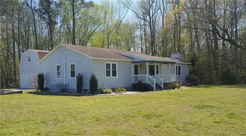 7555 Foster Rd, Gloucester, VA 23061 photo 1