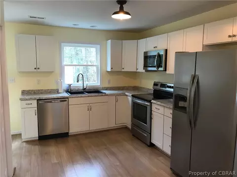 141 Maple Ave, Mathews, VA 23109 photo 8