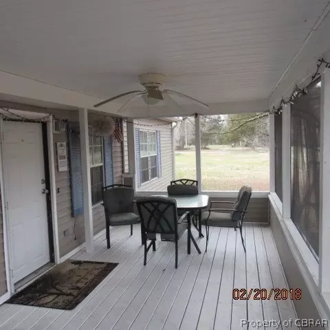5072 Chestnut Fork Rd, Gloucester, VA 23061 photo 2