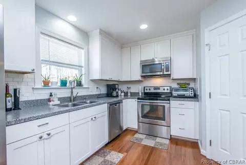 9034 Chriscoe Ln, Gloucester, VA 23061 photo 7
