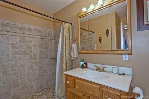 7875 Snowhaven Ln, Gloucester, VA 23061 photo 23