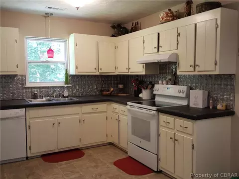 4315 Cappahosic Rd, Gloucester, VA 23061 photo 11