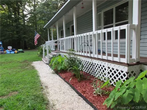 4315 Cappahosic Rd, Gloucester, VA 23061 photo 3