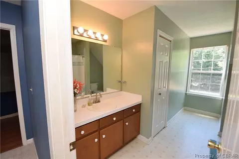 5145 Aberdeen Creek Rd, Gloucester, VA 23061 photo 9
