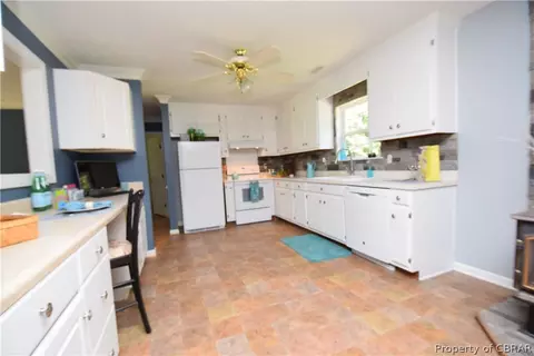 5145 Aberdeen Creek Rd, Gloucester, VA 23061 photo 15