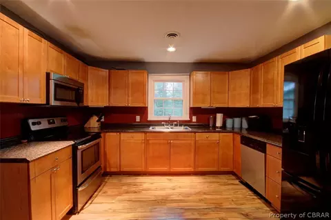 7254 Independence Rd, Gloucester, VA 23061 photo 4