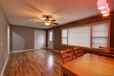 7254 Independence Rd, Gloucester, VA 23061 photo 2