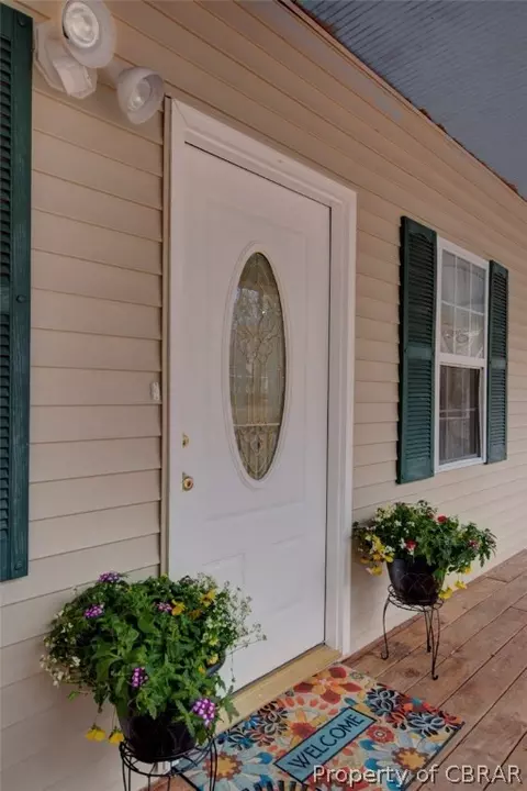10535 Cedar Gate Ln, Dutton, VA 23050 photo 1