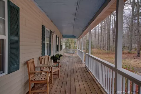 10535 Cedar Gate Ln, Dutton, VA 23050 photo 2