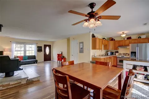 6249 Shady Ln, Gloucester, VA 23061 photo 5