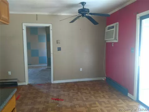 257 James Ln, Weems, VA 22576 photo 6