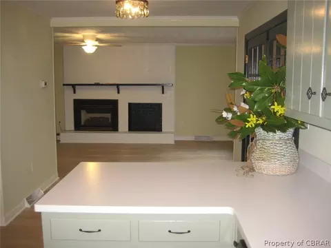 5862 Hillside Dr, Gloucester, VA 23061 photo 14