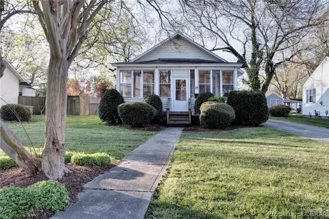 20 Old Fox Hill Rd, Hampton, VA 23669 photo 1