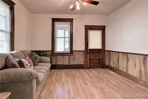 20 Old Fox Hill Rd, Hampton, VA 23669 photo 3