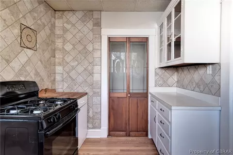 20 Old Fox Hill Rd, Hampton, VA 23669 photo 8