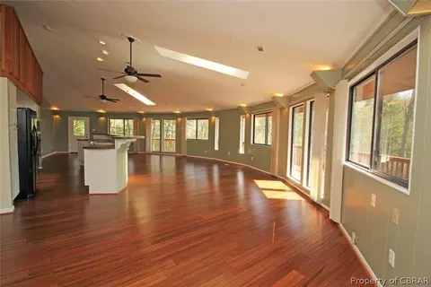 134 Pirates Pl, Weems, VA 22576 photo 29