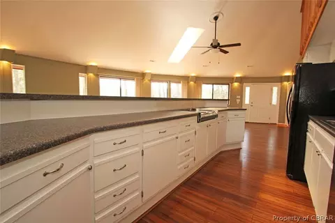134 Pirates Pl, Weems, VA 22576 photo 23