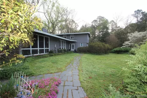 7205 Ware House Rd, Gloucester, VA 23061 photo 2