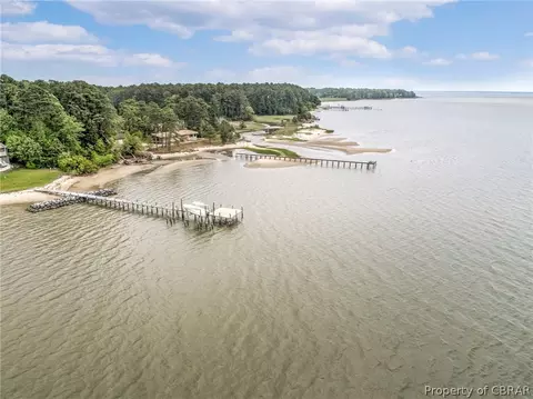 5464 York Haven Ln, Gloucester, VA 23061 photo 35