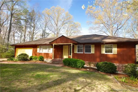 99 Riverview Ln, Weems, VA 22576 photo 1