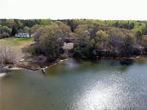 99 Riverview Ln, Weems, VA 22576 photo 2