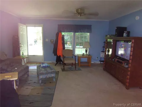 70 Moores Pointe Rd, Deltaville, VA 23043 photo 4