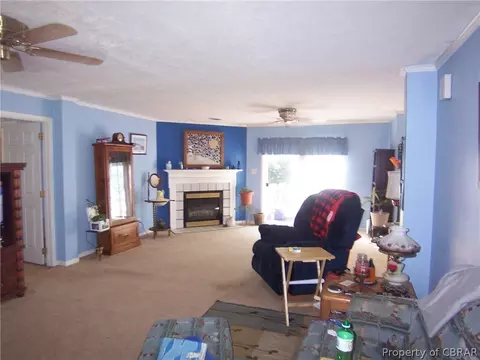 70 Moores Pointe Rd, Deltaville, VA 23043 photo 3