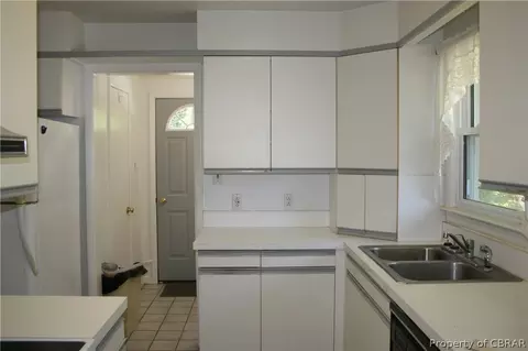 7622 Ashe St, Gloucester Point, VA 23062 photo 10