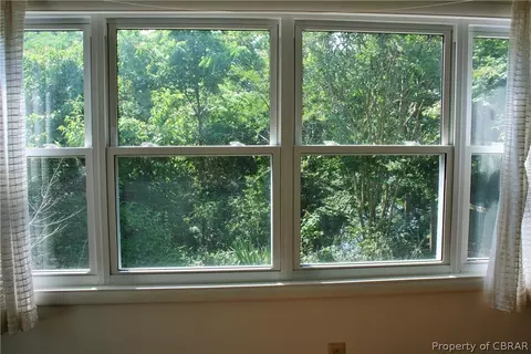 7622 Ashe St, Gloucester Point, VA 23062 photo 7