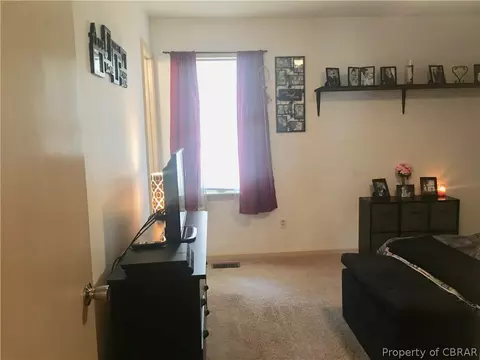 6448 Meadow Dr, Gloucester, VA 23061 photo 6
