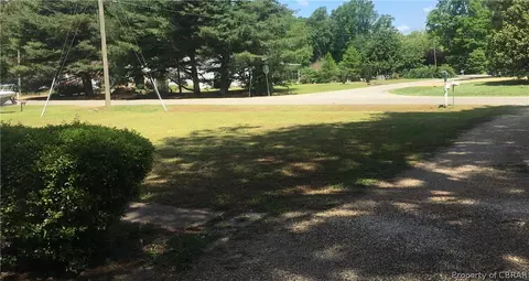 6448 Meadow Dr, Gloucester, VA 23061 photo 20