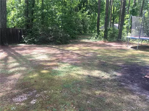 6448 Meadow Dr, Gloucester, VA 23061 photo 10