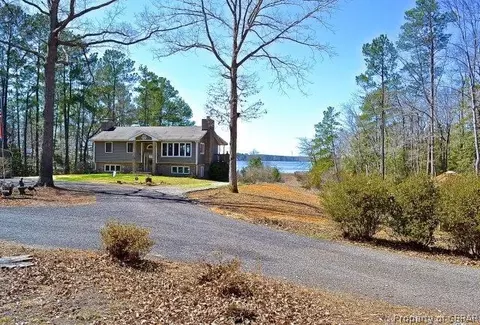 294 Pineview Dr, Hartfield, VA 23071 photo 28