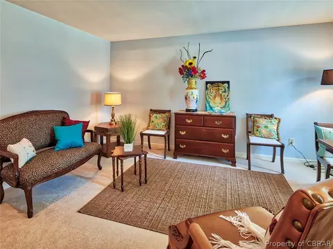 6518 Fairbrook Ct, Gloucester, VA 23061 photo 13