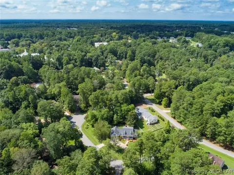 6518 Fairbrook Ct, Gloucester, VA 23061 photo 32