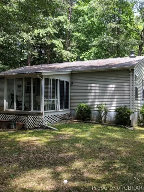 8772 Marlfield Rd, Gloucester, VA 23061 photo 9