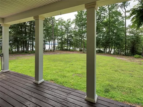 6959 Knoll Bay Ln, Gloucester, VA 23061 photo 29