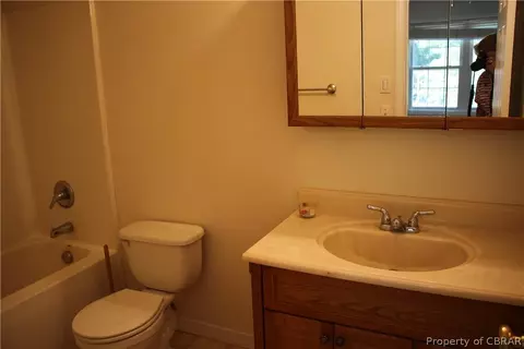 12437 Pine Trl, Gloucester, VA 23061 photo 15