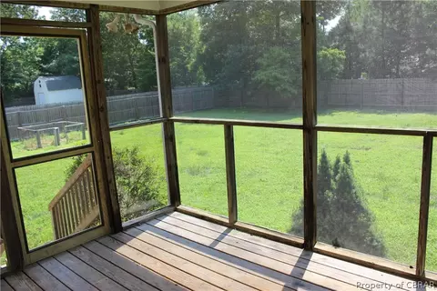 12437 Pine Trl, Gloucester, VA 23061 photo 21