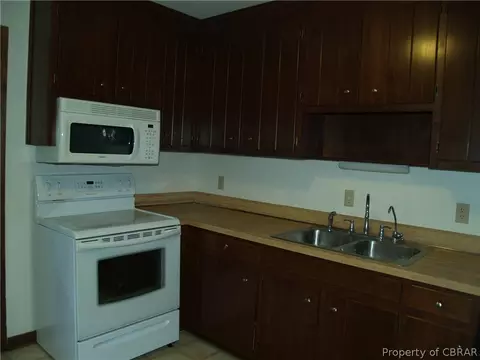 4469 Travis Run, Gloucester, VA 23061 photo 6