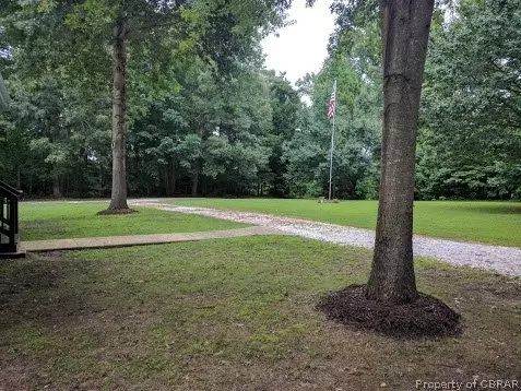11642 Deep Point Ln, Gloucester, VA 23061 photo 6