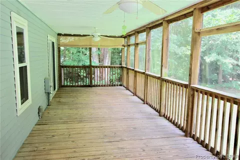 6355 Sterling Ct, Gloucester, VA 23061 photo 9