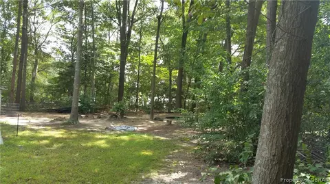 4766 Hickory Fork Rd, Gloucester, VA 23061 photo 10