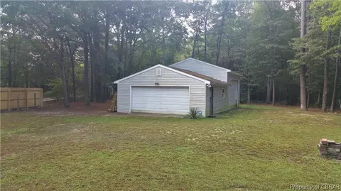 4766 Hickory Fork Rd, Gloucester, VA 23061 photo 6