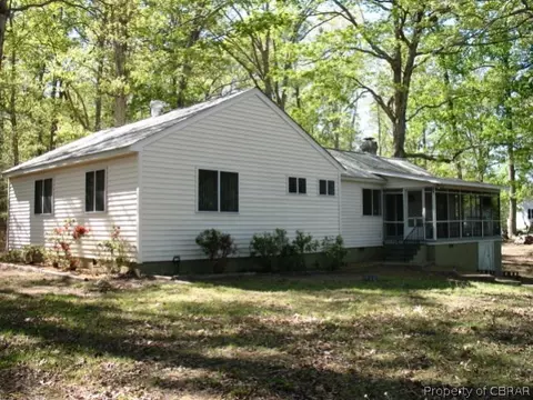 72 Otter Dr, Lancaster, VA 22503 photo 3