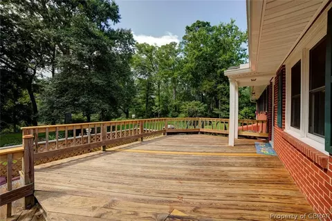 1291 Laurens Rd, Gloucester Point, VA 23062 photo 31