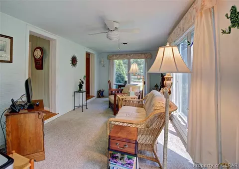 1291 Laurens Rd, Gloucester Point, VA 23062 photo 12