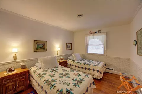 1291 Laurens Rd, Gloucester Point, VA 23062 photo 16