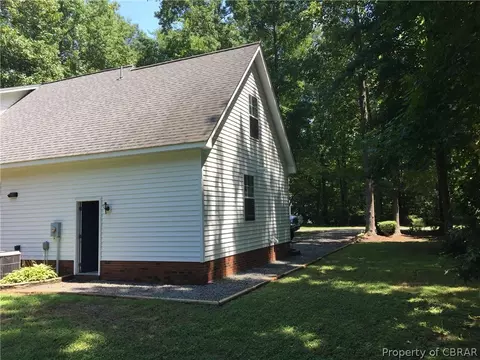 10520 Cedar Gate Ln, Dutton, VA 23050 photo 5