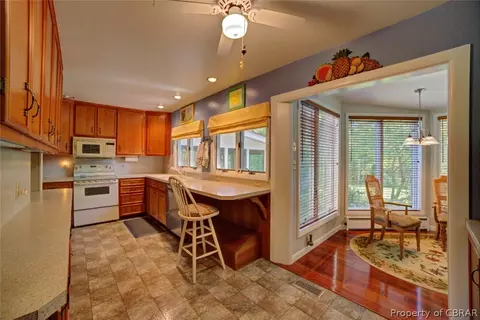 8723 Waverley Ln, Gloucester, VA 23061 photo 8